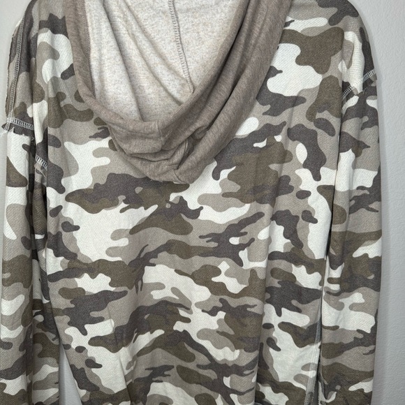 Camouflage Hoodie for Men - Picture 2 of 2
